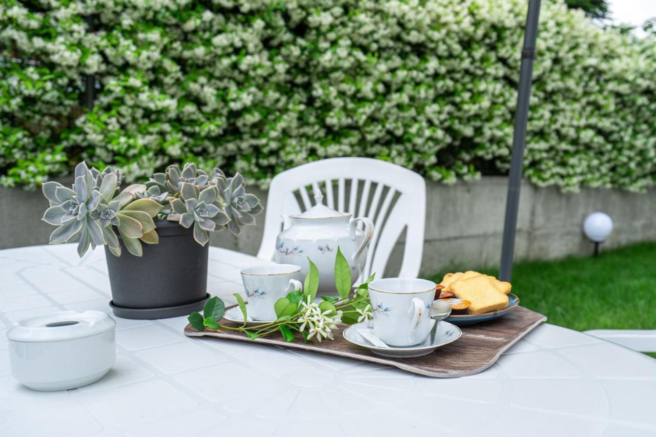 Veria Panorama Luxury Suite With Garden 2 Exterior photo